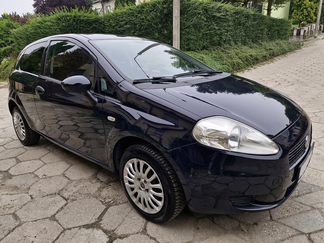 Elbląg Fiat Grande Punto1.3 DieselModel 2012KlimatyzacjaKupiony w Polskim Salonie