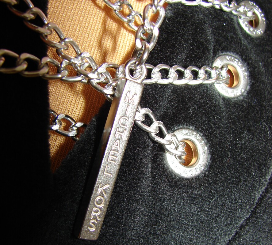 Elbląg Michael Kors sukienka S US S- nowa z metkami przywieziona z USA
Kolor czarny. Skład tkaniny: 92% poliester, 8%