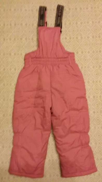 Elbląg Sprzedam bardzo ciepłe spodnie na zimę dla dziewczynki. Idealne na śnieg. Rozmiar 86cm. Regulowane szelki.