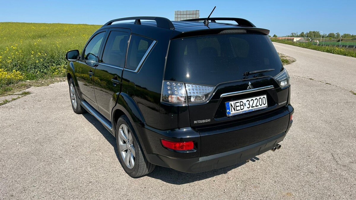 Elbląg Mitsubishi Outlander z silnikiem diesla o pojemności 2268 (4n14) konstrukcji Japońskiej 177KM, czarny, jestem