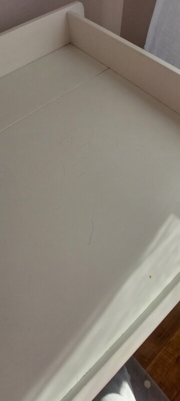 Elbląg Oddam za czekoladę dużą z orzechami komodę
Widoczne ślady uzytkowania.
Zniesienie z 2 piętra I transport we