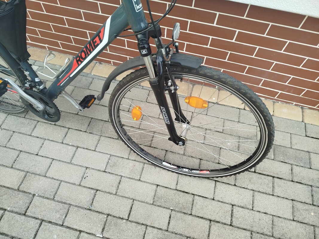 Elbląg WITAM. MAM DO ZAOFEROWANIA W PELNI SPRAWNY FAJNY ROWER ROMET ORKAN. Z DOBRYM AMORTYZATOREM, PRZYZWOITYMI