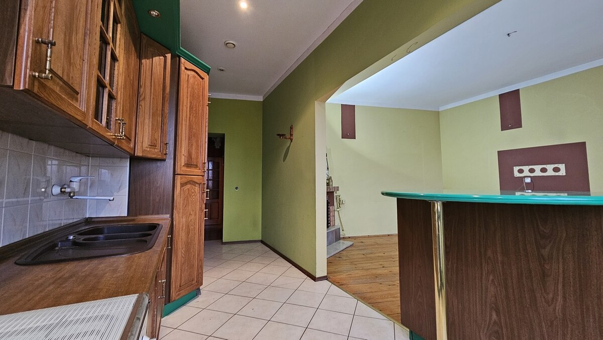 Elbląg BIURO NIERUCHOMOŚCISZULC& SZULCMieszkanie - Elbląg ul. GrunwaldzkaPowierzchnia: 120 m2Mieszkanie w