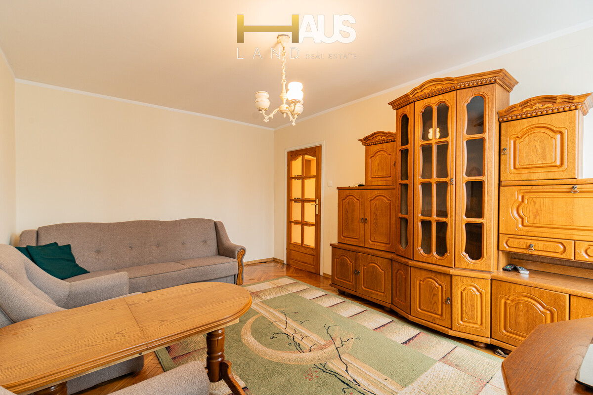 Elbląg DZIEŃ OTWARTY 07.12.2025r (NIEDZIELA)ELBLĄG, UL. PUŁKOWNIKA DĄBKA 57 M2,3 POKOJE, OSOBNA KUCHNIA