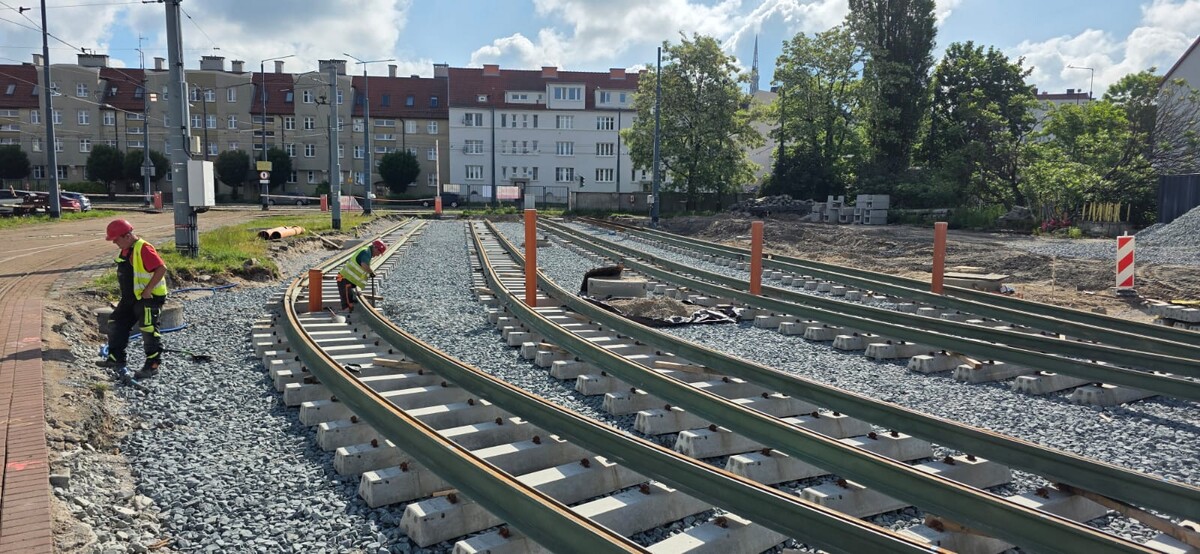 Elbląg Wykonamy usługi koparkami, nasadzenia, ploty, bramy, co, węzły cieplne, instalacje grzewcze, Instalacje wod -kan