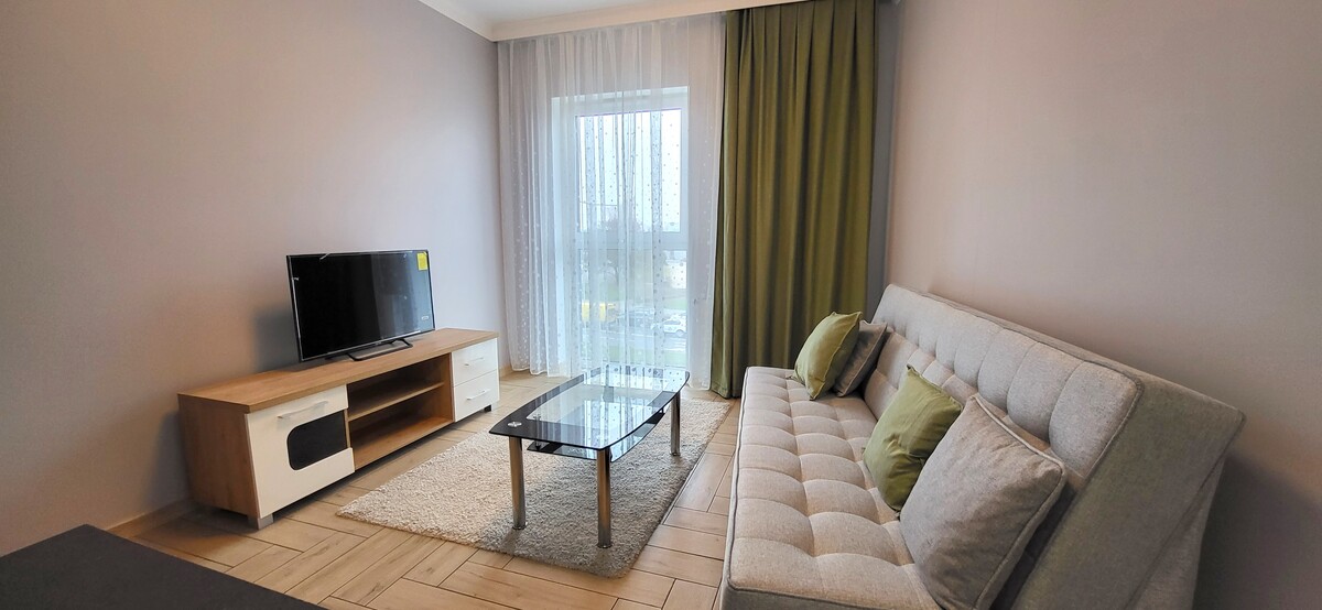 Elbląg KWADRAT NIERUCHOMOŚCImieszkanie 2 pokojowe w Regal ParkuII piętro, windaumeblowane i wyposażonegotowe do