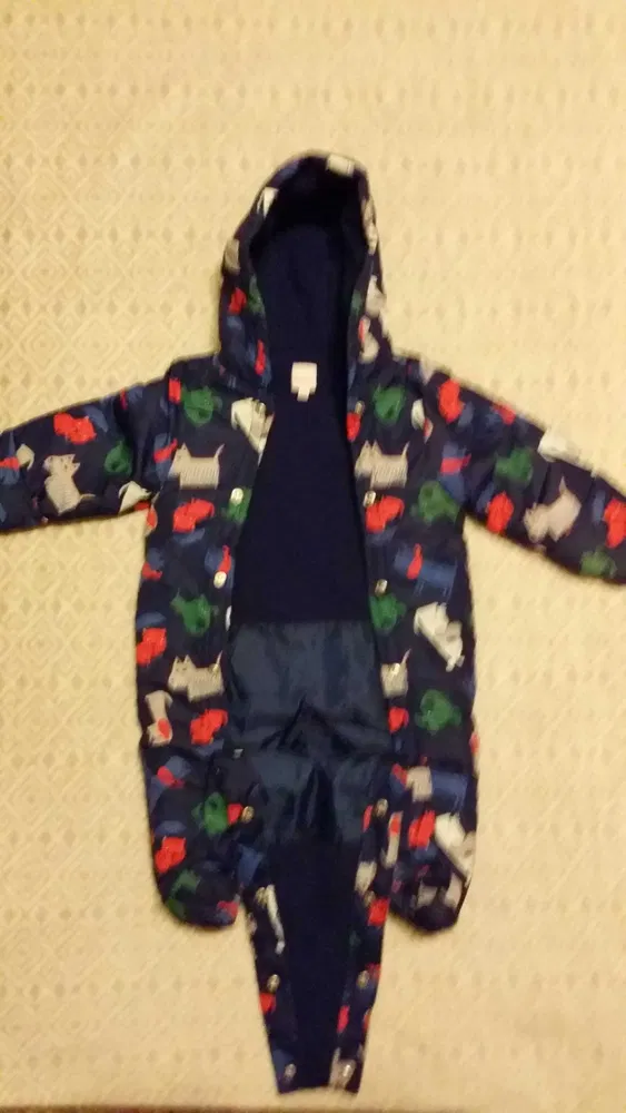 Elbląg Sprzedam kombinezon dla chłopczyka. Rozmiar 62-68 cm. Stan idealny. Polecam.