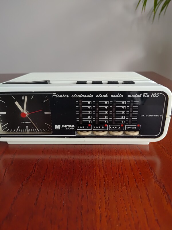 Elbląg Sprzedam sprzęt elektroniczny z czasów PRL sprawny; Radiomagnetofon RMS 404 sprawny w dobrym stanie w cenie