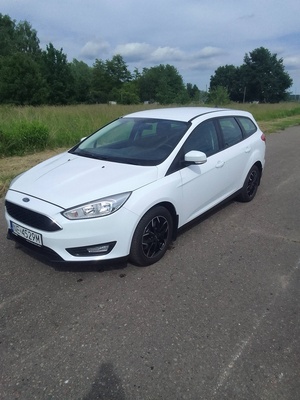 Elbląg Ford Focus kombi 2017 rok biały stan idealny sprzedam