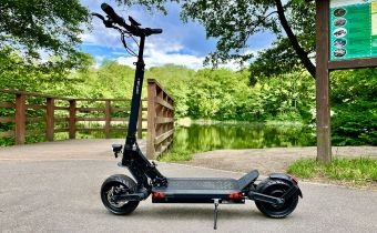 Elbląg Sprzedam hulajnoge Motus Pro 10 z 2022 roku. Praktycznie nieuzywana. Przez 3 lata 360 km przebiegu. Gratis