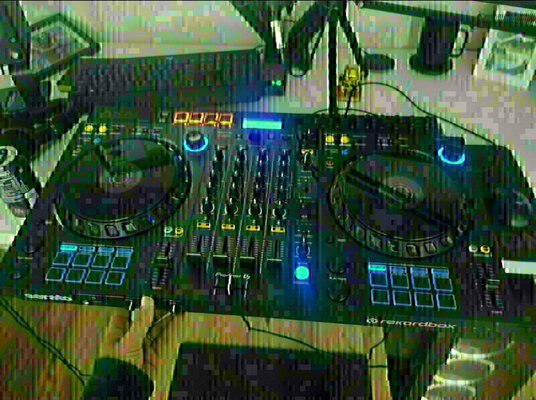 Elbląg Pioneer DDJ-FLX6 4-kanałowy kontroler DJ do Rekordbox i Serato DJ Pro w magazynie na sprzedaż
Zainteresowany