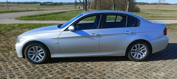 Elbląg BMW E90 318I 2,0 benzyna