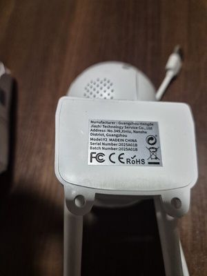 Elbląg Witam. 
Mam na sprzedaż trzy kamery do użytku domowego, wewnętrzne  idealne do podglądu dziecka. 
Działają na