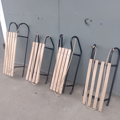 Elbląg Sprzedam sanki metalowe dla dziecka, rożne wymiary, odbiór osobisty. Ceny od 150 do 180 złotych.