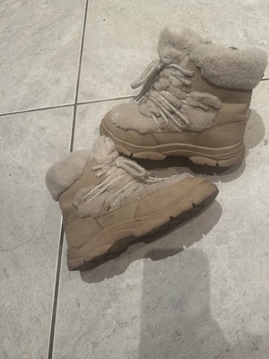 Elbląg Śniegowce Zara r. 29-używane