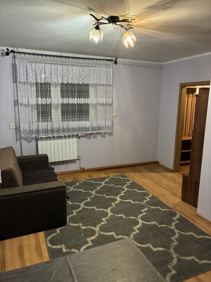 Elbląg wynajmę kawalerkę w dom jedno rodziny, osobne wejście do mieszkania, (bez zwierząt), kont. tel. 
664.553.961.