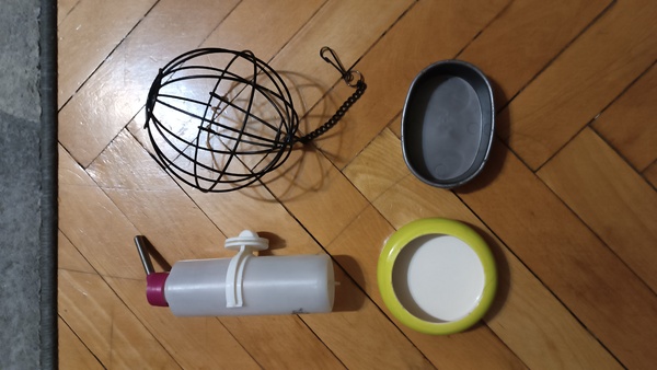 Elbląg Sprzedam klatkę dla gryzonia wraz z transporterem oraz kilka gadżetów