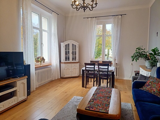 Elbląg   🏡 Przestronne 4-pokojowe mieszkanie 96,1 m2 na pierwszym piętrze z tarasem i z dwiema łazienkami