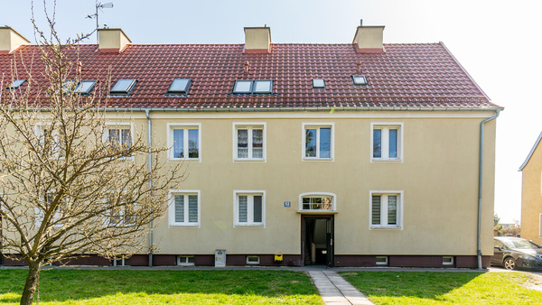 Elbląg &nbsp; TO MY SPRZEDAJEMYNIERUCHOMOŚCI W TYM MIEŚCIEBIURO NIERUCHOMOŚCIAMERICAN HOMEWYNAJMĘ - 3 POKOJE -