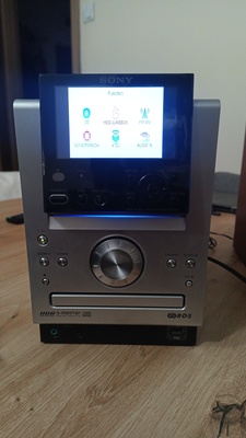 Elbląg Sprzedam mini wieżę Sony Nas 50 gigajuke z dyskiem twardym 80 giga odczyt MP3 kolorowy wyświetlacz+kolumny (600