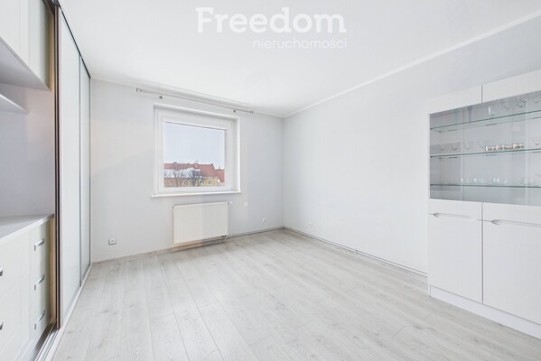 Elbląg FREEDOM NIERUCHOMOŚCISprzedam mieszkanie - Malbork, Nowowiejskiego.&nbsp;Na sprzedaż funkcjonalne mieszkanie o
