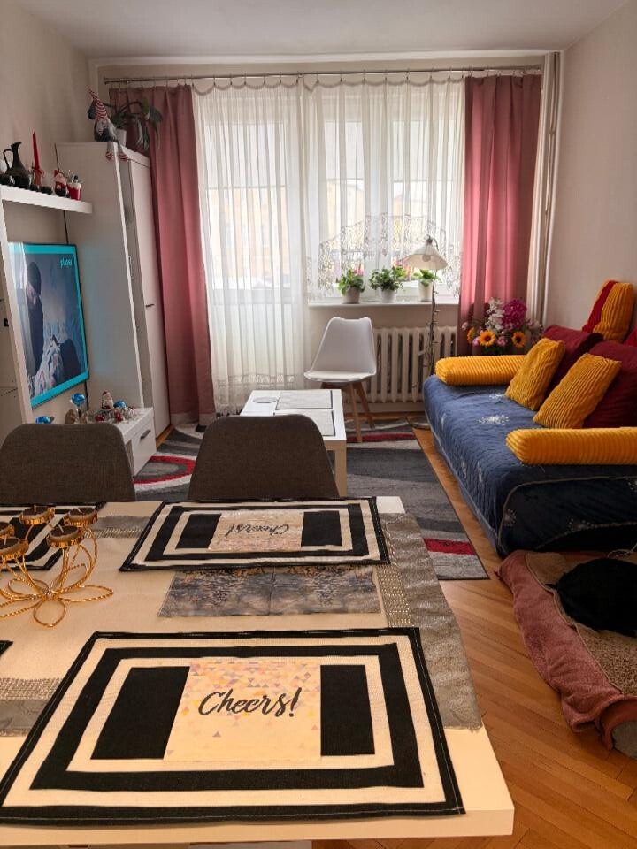 Elbląg 🏡4 pokoje w Centrum Elbląga + prywatny parking za szlabanem!🅿️ul. Teatralna 28,parter