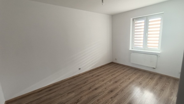 Elbląg Sprzedam 2pokojowe mieszkanie na parterze w Elblągu