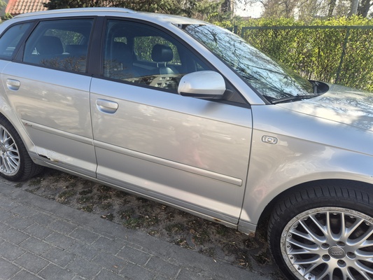 Elbląg Audi A3 
Kolor srebrny metalic
Ubezpieczenie do marca 2027 r. 
Przegląd do września 2026 r. 
Do wglądu FV z