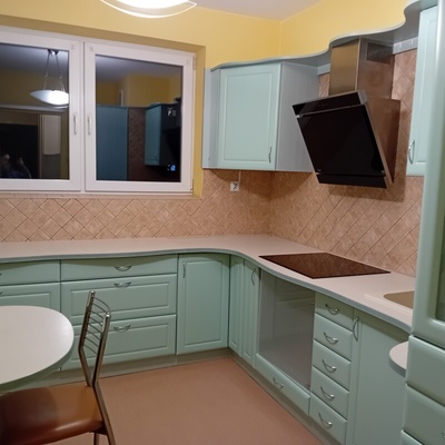 Elbląg 🏡 Wynajmę mieszkanie przy ul. Okrzei w Elblągu2 pokoje • łazienka z wc • kuchnia i balkon