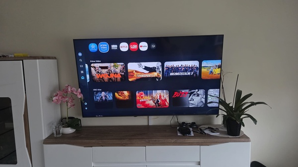 Elbląg Sprzedam TV 65 z funkcją Smart. Stan idealny