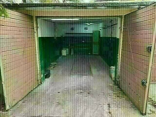 Elbląg Sprzedam garaż własnościowy wraz z gruntem też własność&nbsp; 23&nbsp; m2,&nbsp; skrajny w zabudowie szeregowej