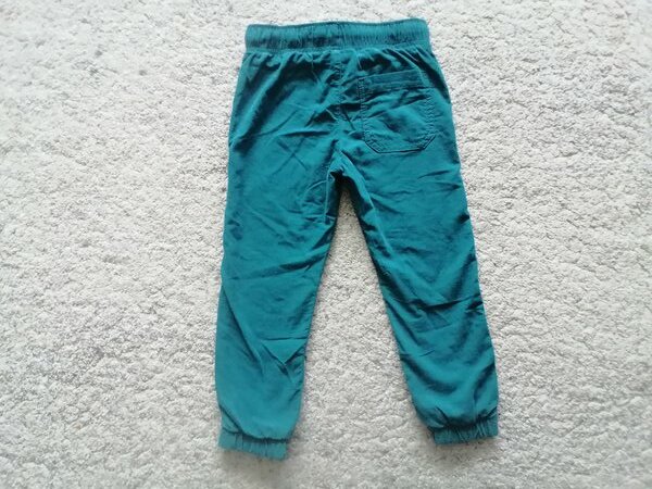 Elbląg NOWE z metkąSpodnie joggery H& M, unisex, sztruksowe, ocieplane, miękkie i wygodne w zakładaniu, 3 rozmiary