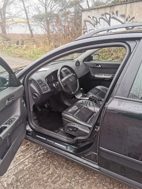 Elbląg Sprzedam Volvo V50 2.0 Disel, przebieg 368000.Auto sprawne gotowe do jazdy, stan techniczny dobry. Cena; 7900zł