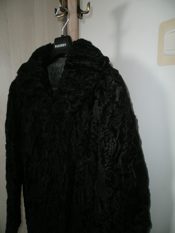 Elbląg Dzień dobry:
Mam do oddania w zamian za dwie czekolady gorzkie Meltie 85% czarne futro z karakuł, Jest ogólnym