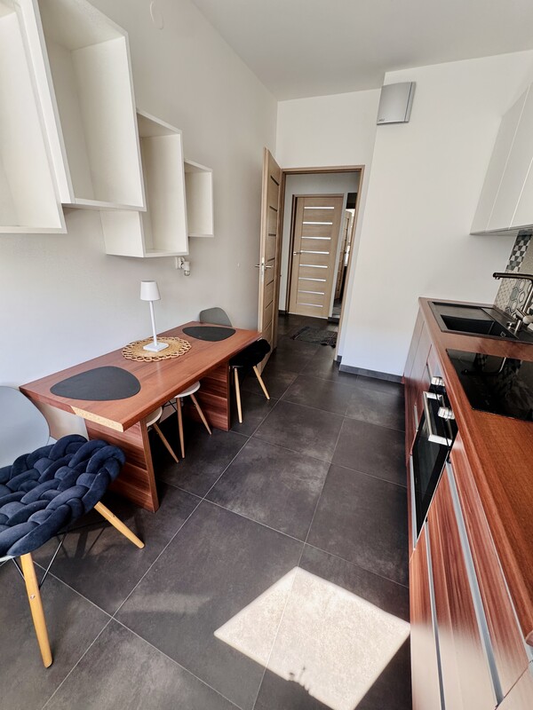 Elbląg ODSTĄPIĘ MIESZKANIE ETBS | 2 POKOJE | 44,23 m² | BALKON | GARAŻ | ELBLĄG – UL. ŻYRARDOWSKA
💰