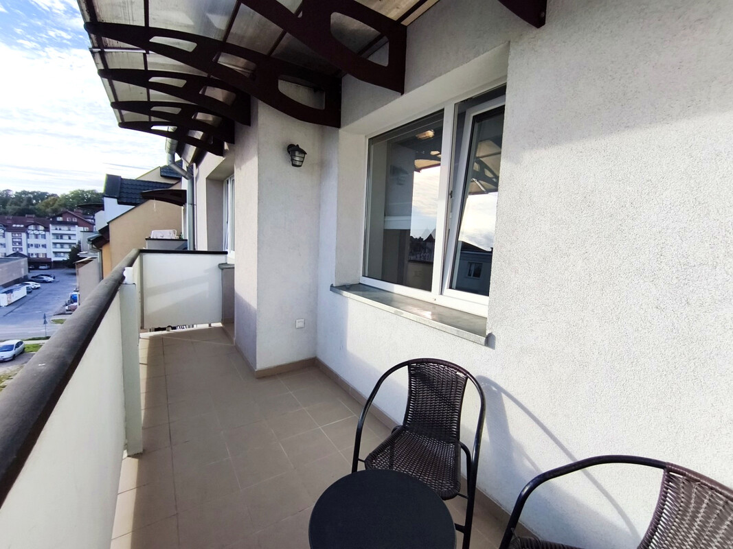 Elbląg Przestronne, umeblowane mieszkanie 3-pokojowe – 63 m², duży balkon i piwnica | Elbląg