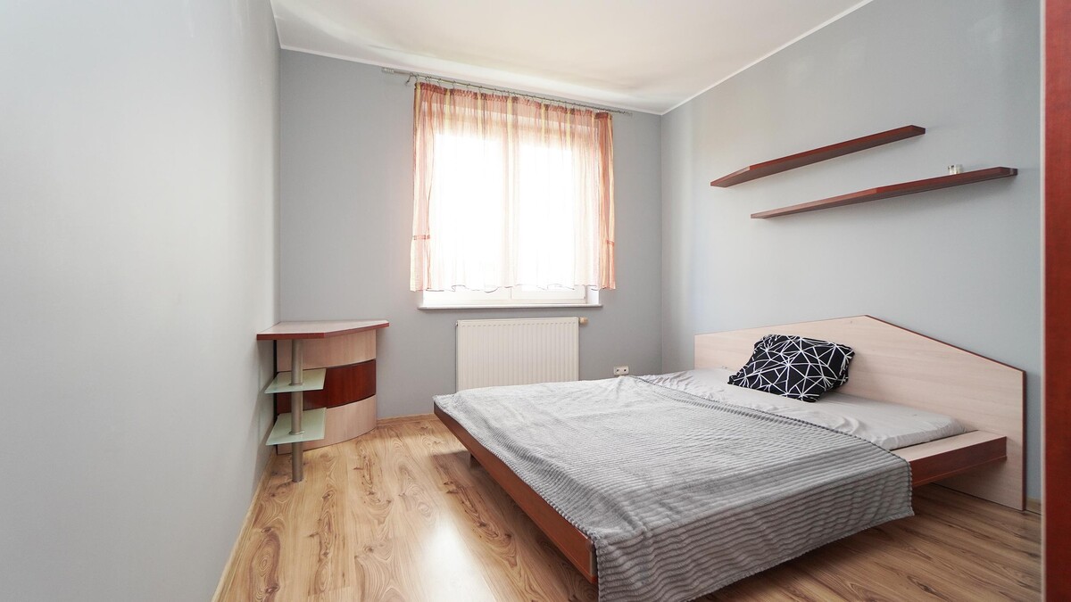 Elbląg TO MY SPRZEDAJEMYNIERUCHOMOŚCI W TYM MIEŚCIEBIURO NIERUCHOMOŚCIAMERICAN HOMEWYNAJMĘ - 3 POKOJE -