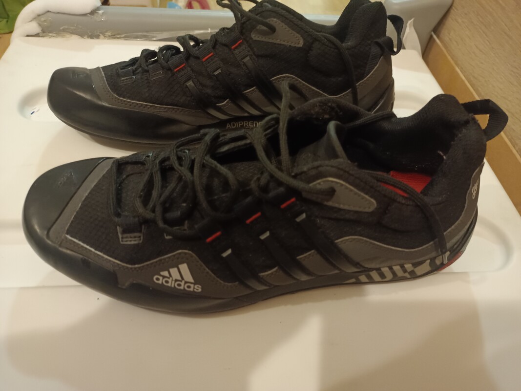 Elbląg Sprzedam buty
Adidas Terrex Swift Solo w kolorze czarnym, rozmiar 46
Buty w stanie dobry plus.