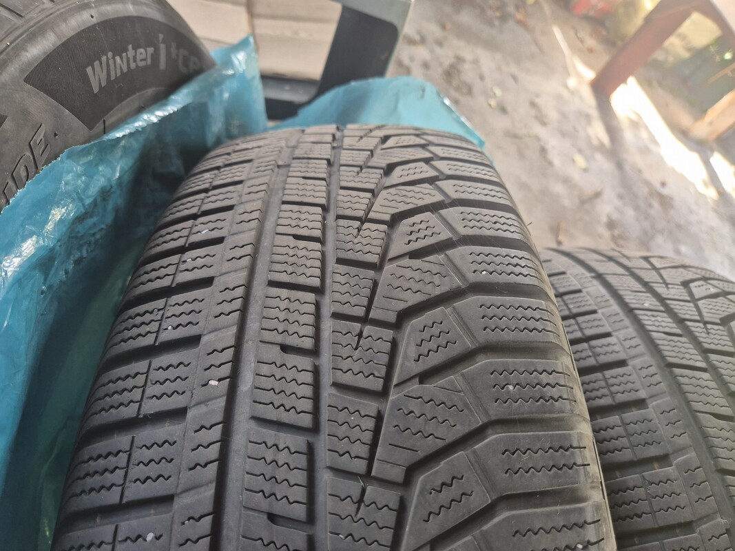 Elbląg Opony zimowe Hankook 215/65/17 Winter i*cept evo2 SUV W320A DOT 2021