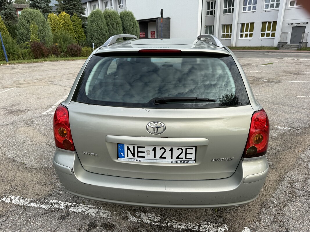 Elbląg Toyota Avensis T25 kombi 1.8 benzyna 129kmrocznik 2004przebieg 279tys km