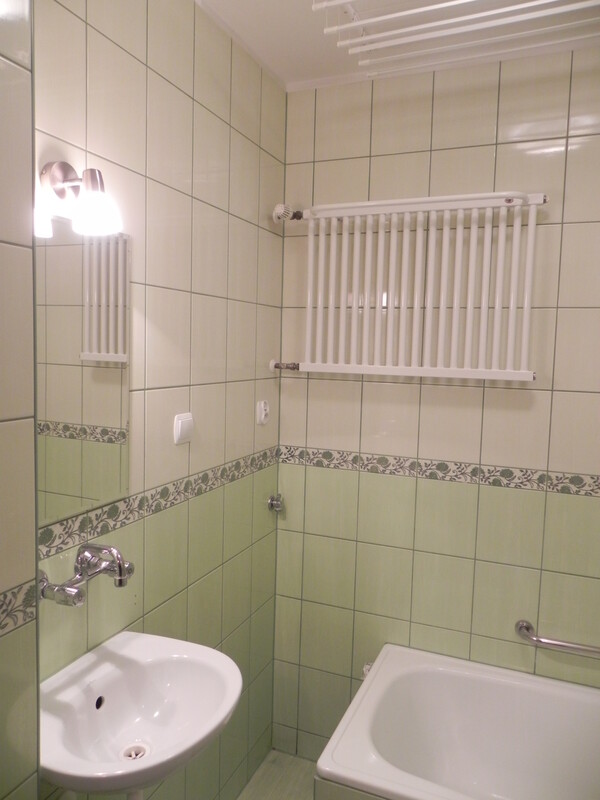 Elbląg Wynajem 2 pokojowego mieszkania na parterze z balkonem w Elblągu przy ulicy Matejki w pobliżu Centrum