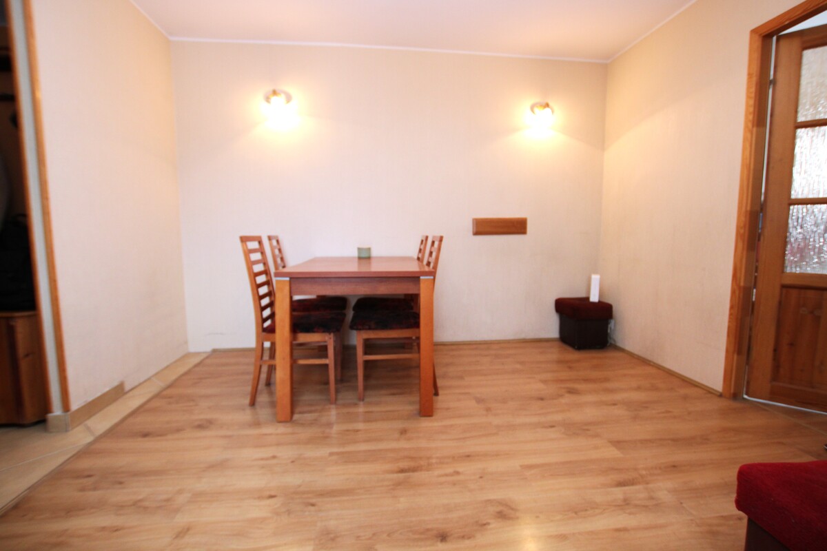 Elbląg NIERUCHOMOŚCI ANNA KRASZEWSKA Mieszkanie 4-pokojowe na drugim piętrze w blokuz zasobów SM,