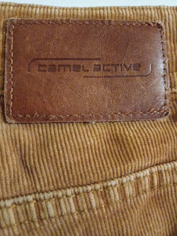 Elbląg Spodnie męskie sztruksy CAMEL ACTIV ( niemiecka marka, której początki sięgają wyścigów Camel Trophy)stan