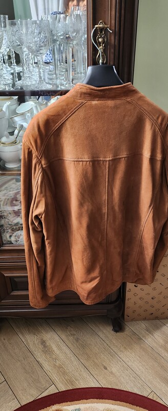 Elbląg Sprzedaam sweterek czerwony meski, roz. L- 27 zl Kurtka ruda skórka, roz L, bardzo mali używana(cena nowej