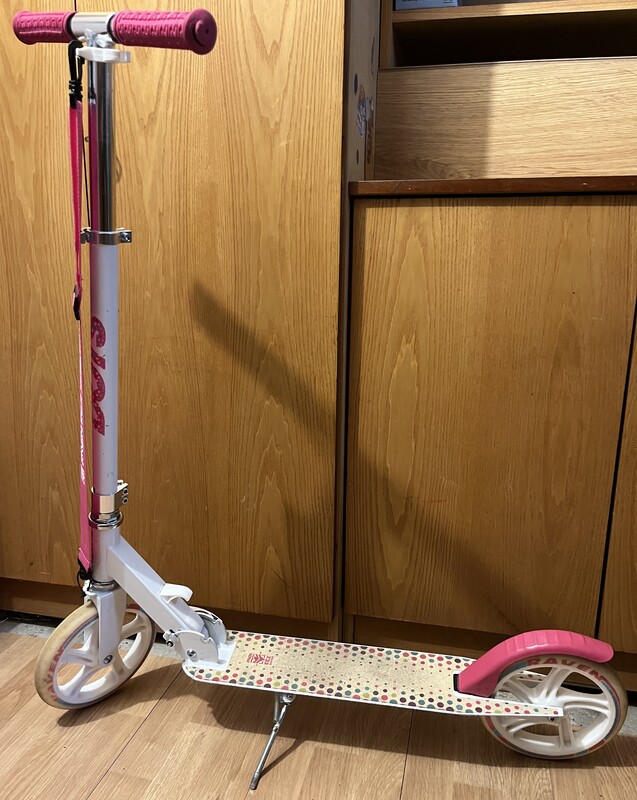 Elbląg Używane hulajnogi składane marki Raven, model Straight (aluminium) z 200 mm kołami