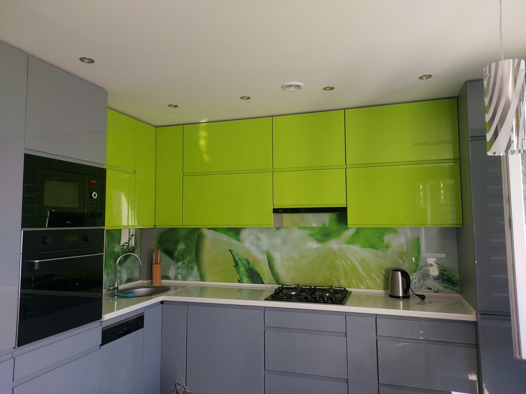 Elbląg Wynajmę mieszkanie 1 pokojowe Wynajmę mieszkanie 1pokojowe (28m&sup2;) mieszczące się na trzecim piętrze w