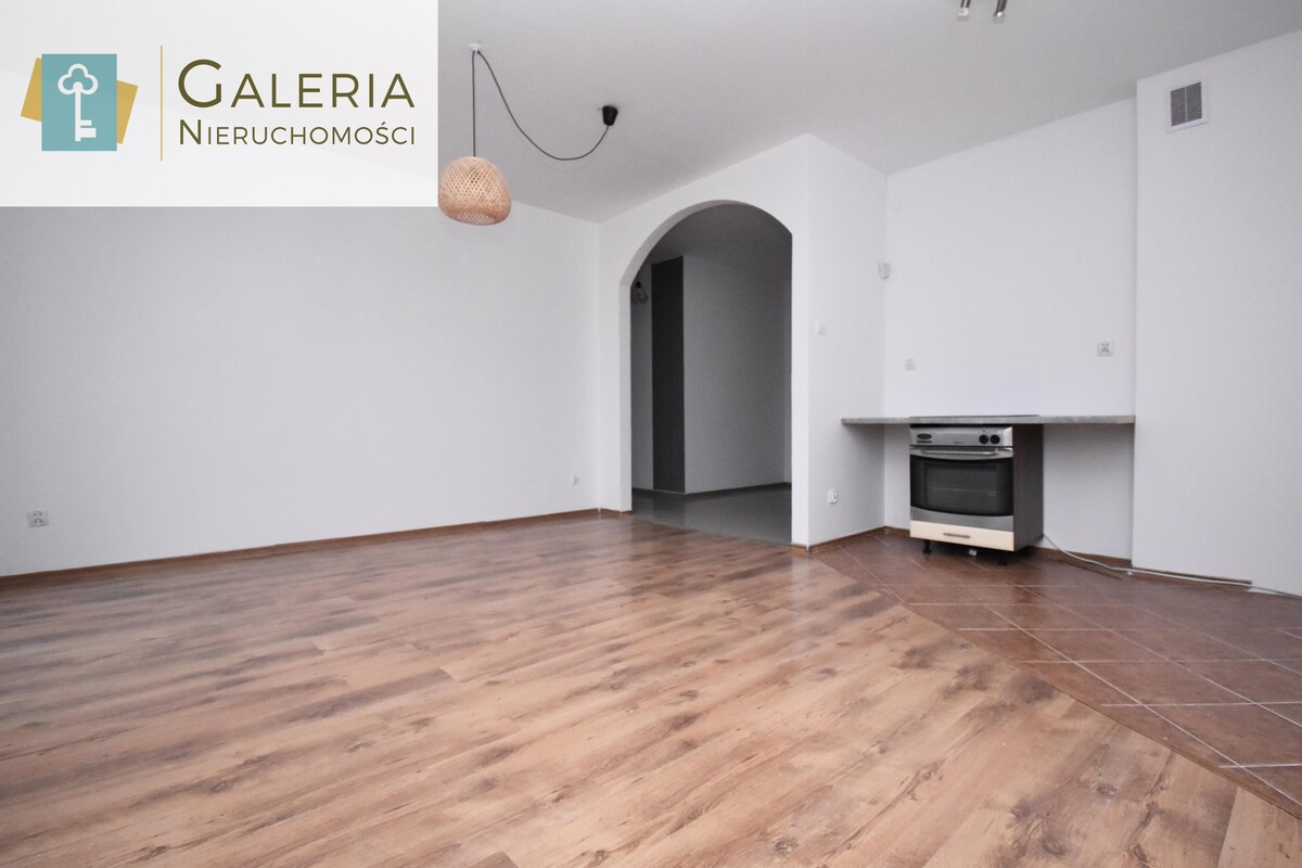Elbląg GALERIA NIERUCHOMOŚCIZ pasji i miłości do nieruchomościNa sprzedaż: trzypokojowe mieszkanie z balkonem i