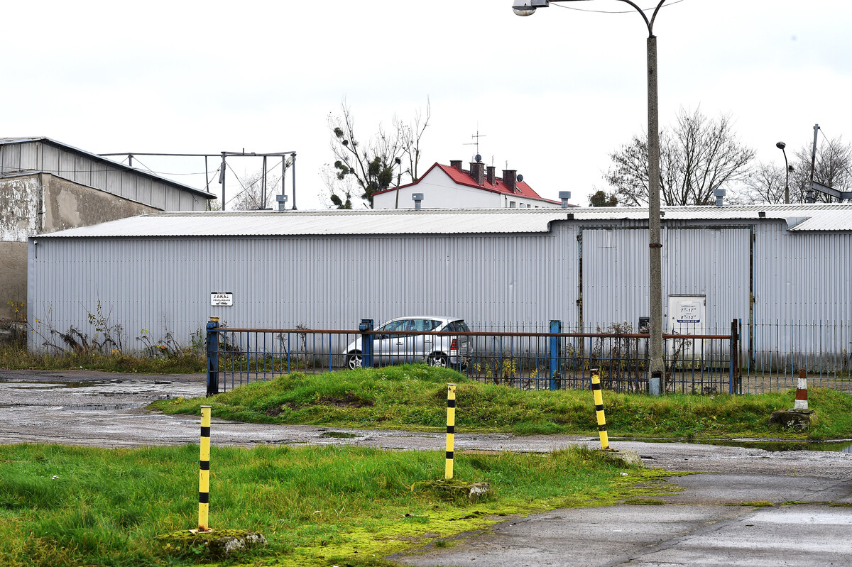 Elbląg WYNAJMĘ HALĘ MAGAZYNOWO-USŁUGOWĄ 900 m2 W CENTRUM ELBLĄGA.