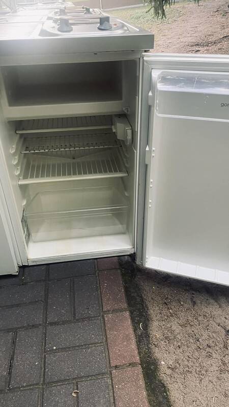 Elbląg MK-100 minikuchnia miniblok zestaw 4w1 lodówka zlewozmywak kuchenka
Składa się z szafki, lodówki, zlewozmywaka