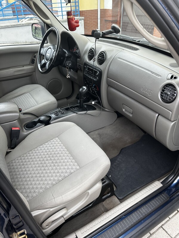 Elbląg Jeep cherokee/liberty 2.8crd